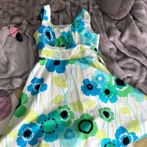 Super cute floral dress